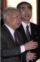 Obuchi calls on King Sihanouk